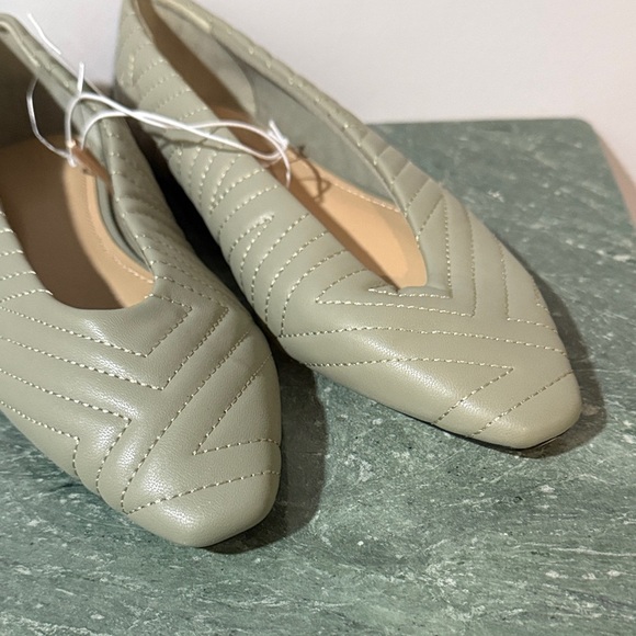H&M Quilted Women's Flats in Light Green - Picture 8 of 10
